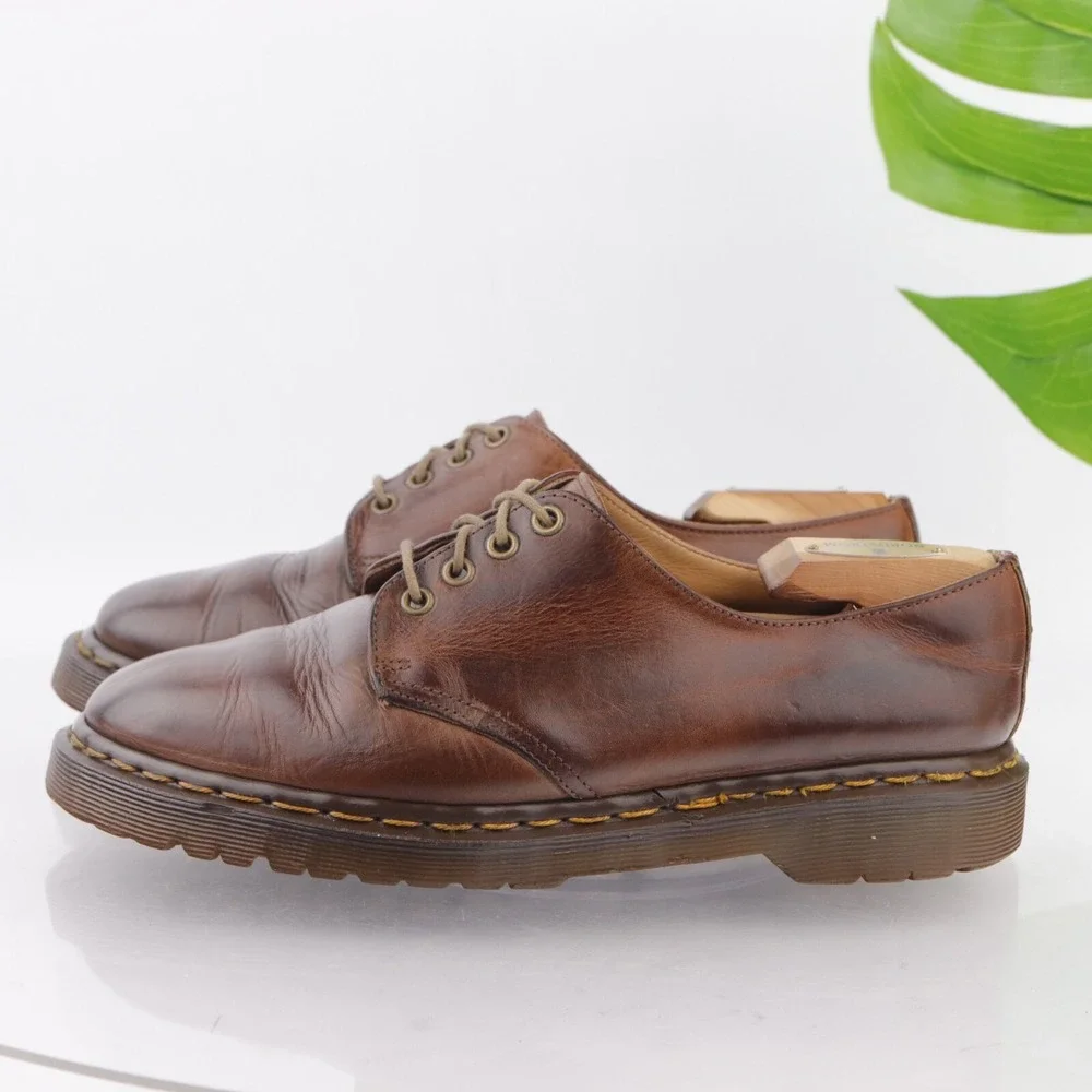 VTG Dr Martens England Mens 1561 Oxford Size 9 Brown Leather Plain Toe Shoe 4Eye